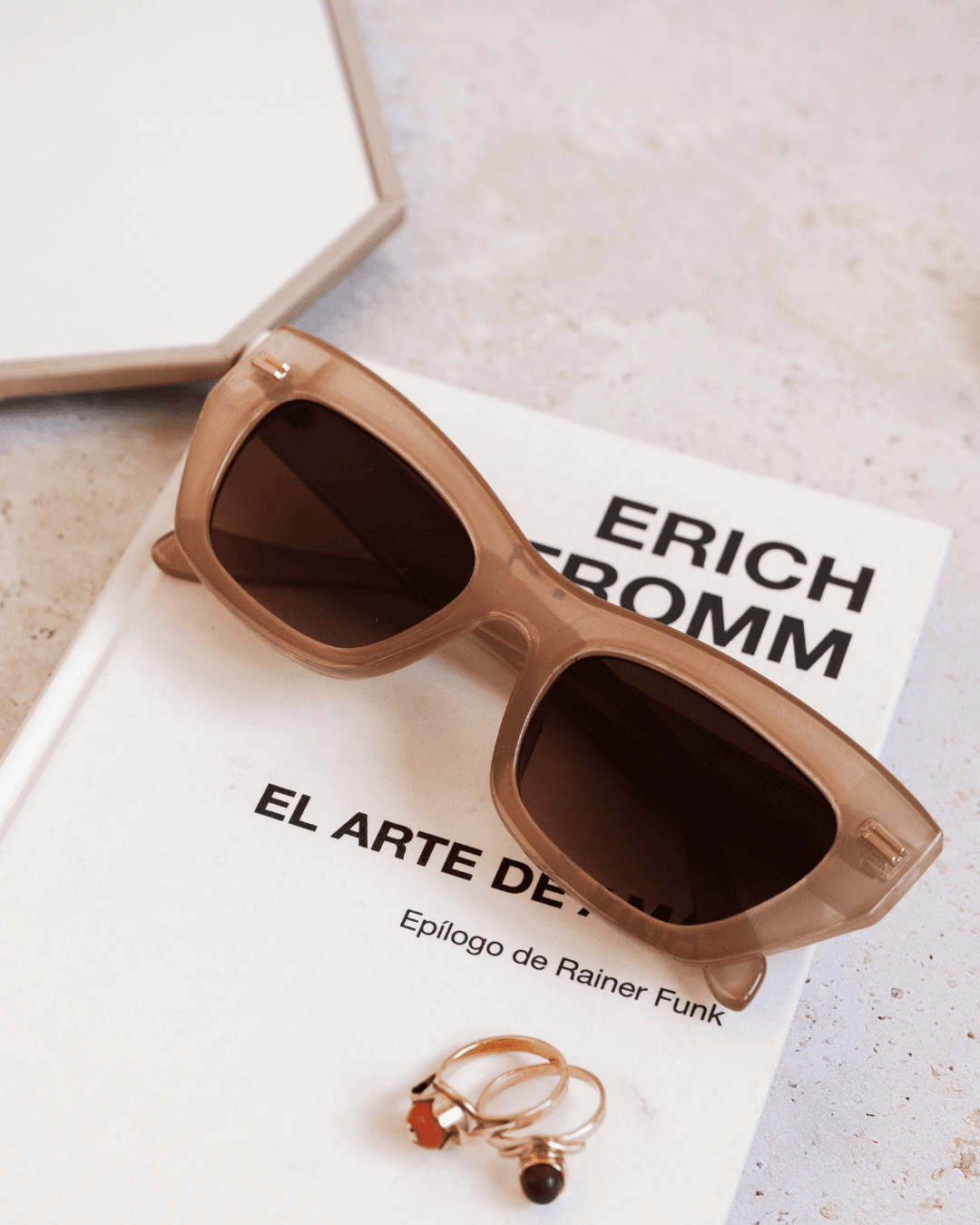 Building Your "Freedom Fund" - The Account He Doesn't Know About